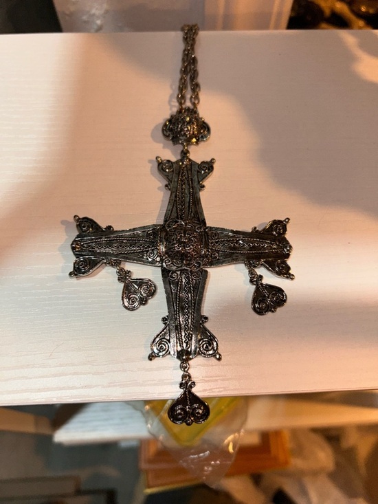 Hollycraft Jewelry - HOLLYCRAFT TAMMEY JEWELS CROSS NECKLACE